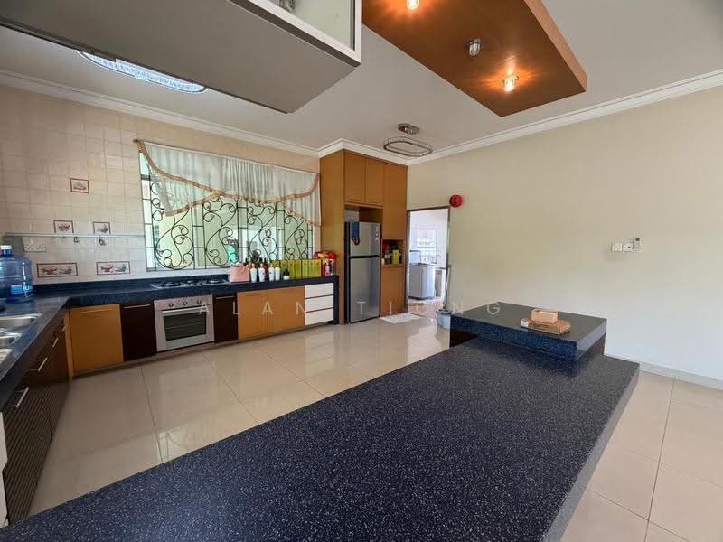 Bungalow House for Sale in Taman BDC (Kota Kinabalu) - Alan Tiong - Kitchen - PropertyGuru.com.my