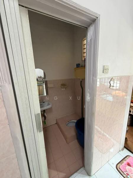1-storey Terraced House for Sale in Taman Pulai Utama (Skudai) - Ying Xuan - Bathroom - PropertyGuru.com.my