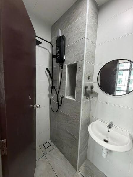 Condominium for Rent at KSL Residence 2 @ Kangkar Tebrau - Alfred Yap - Bathroom - PropertyGuru.com.my