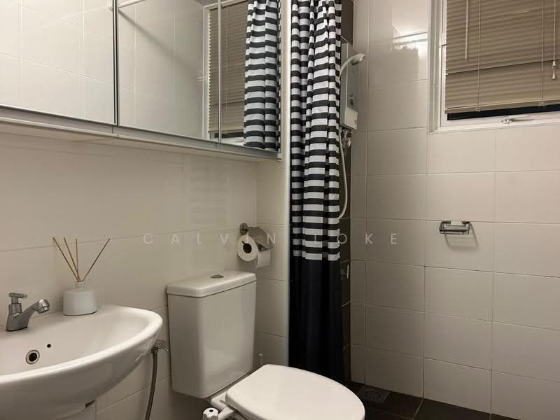 Condominium for Rent at Dwiputra Residences - Calvin Loke - Bathroom - PropertyGuru.com.my