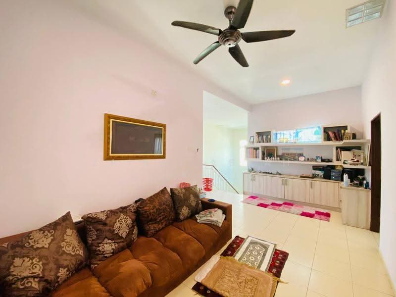 Rumah Banglo untuk Dijual di Putrajaya (Putrajaya) - Zairul Asrah Zulkefli - Living Room - PropertyGuru.com.my
