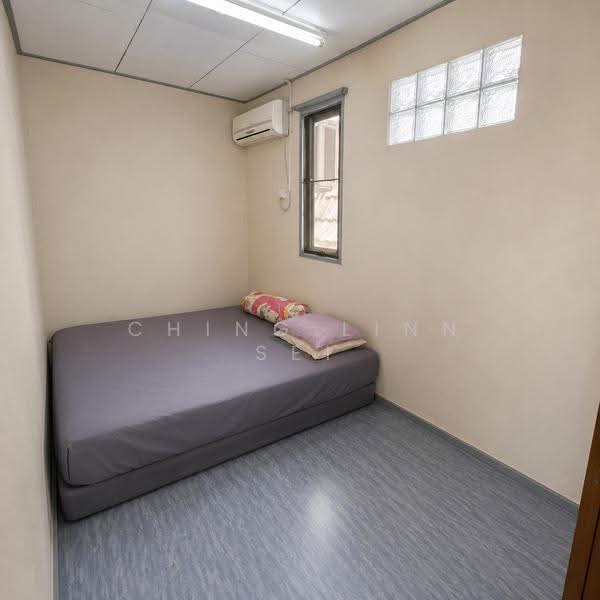 Rumah Teres 1.5-Tingkat untuk Dijual di Taman Melaka Jaya (Batu Berendam) - Ching Linn Sei - Bedroom - PropertyGuru.com.my