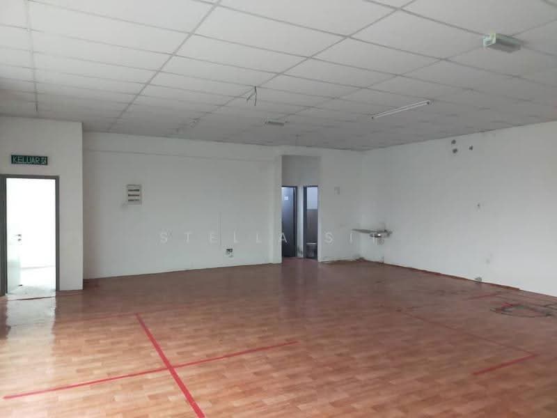 Semi-D Factory for Sale in Taman Scientex Senai (Senai) - Stella Sit - Interior - PropertyGuru.com.my