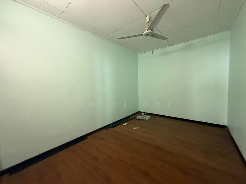 Semi-Detached House for Sale in Greenlane (Jelutong) - Janice Ooi - PropertyGuru.com.my