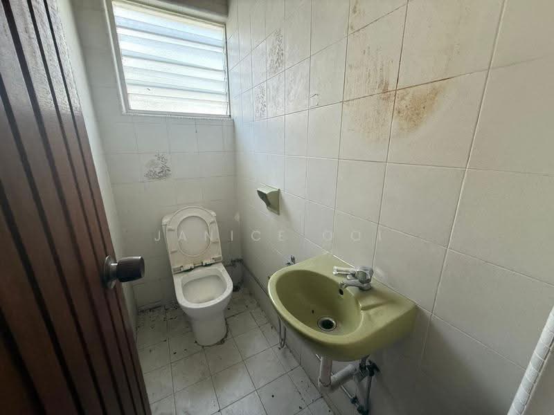 Semi-Detached House for Sale in Greenlane (Jelutong) - Janice Ooi - PropertyGuru.com.my