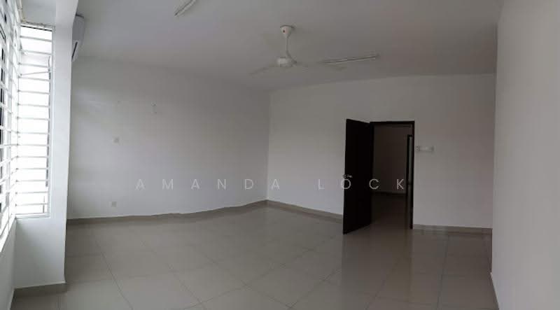 Terraced House for Sale in TAMAN PUCHONG UTAMA (Puchong) - Amanda Lock - Living Room - PropertyGuru.com.my