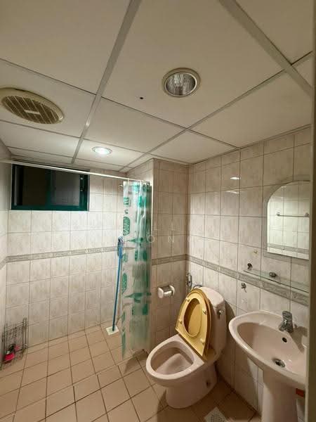 Kondominium untuk Dijual di Mont Kiara Astana - Phyllis Leong - Bathroom - PropertyGuru.com.my