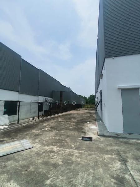 Semi-D Factory for Rent in Eco Business Park 1 (Johor Bahru) - Carson . - Exterior - PropertyGuru.com.my