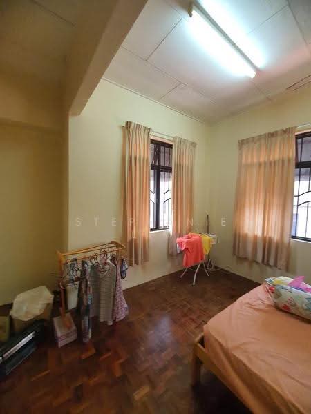 Semi-Detached House for Sale in Batu Ferringhi (Penang) - Stephanie Lim - Bedroom - PropertyGuru.com.my