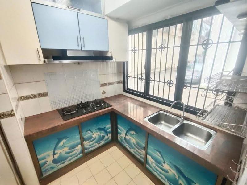 Rumah Teres 2-Tingkat untuk Disewa di Taman Perling (Perling) - John Sia - Kitchen - PropertyGuru.com.my