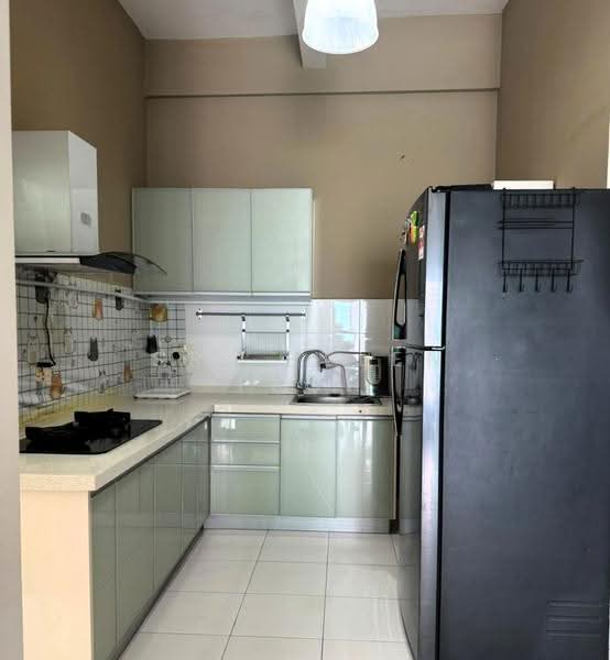 Condominium for Rent at The Golden Triangle Condominium - Sr. Helen Teoh - Kitchen - PropertyGuru.com.my