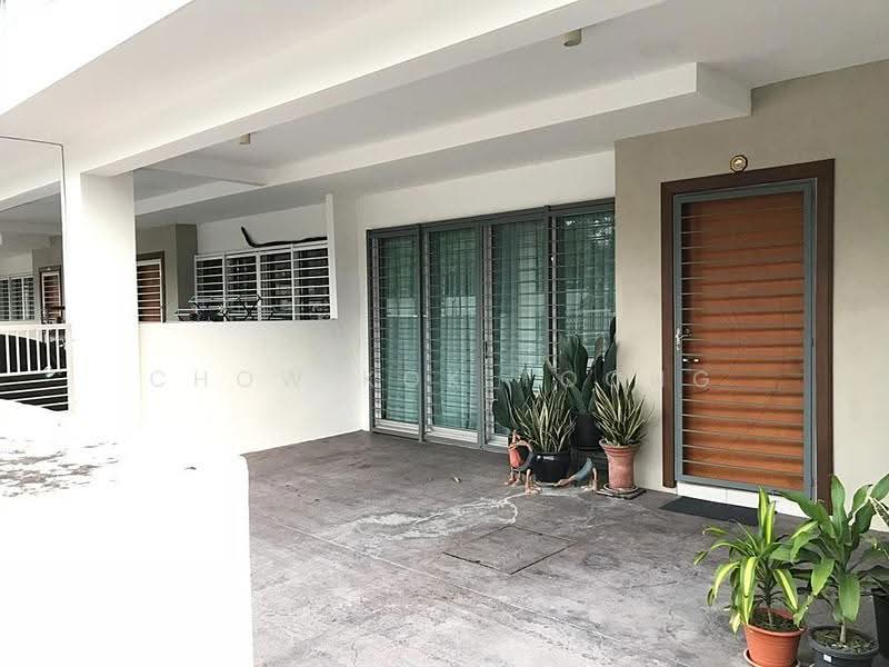 3-storey Terraced House for Sale in Puchong (Selangor) - Chow Kok Toong - Exterior - PropertyGuru.com.my
