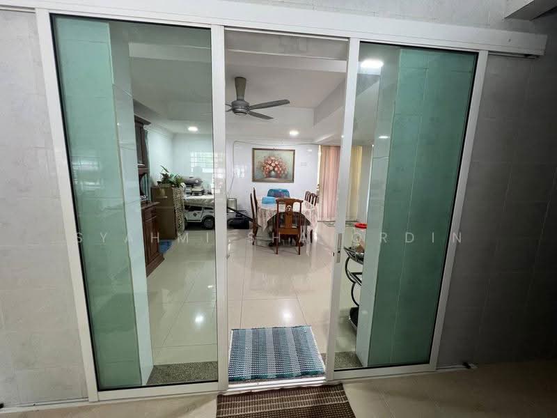 Rumah Banglo untuk Dijual di Seksyen 3 (Shah Alam) - Syahmi Shahordin - Interior - PropertyGuru.com.my
