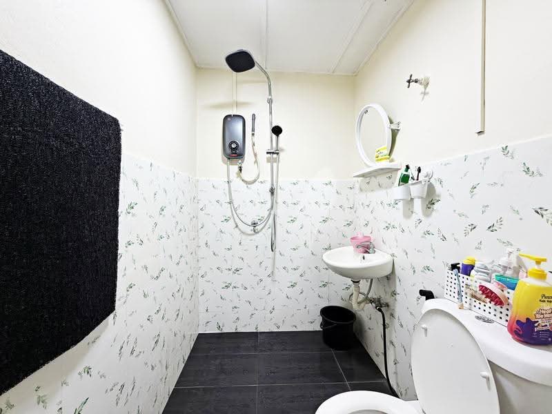 2-storey Terraced House for Sale in Bandar Mahkota Cheras (Cheras) - Gaby Ng - Bathroom - PropertyGuru.com.my