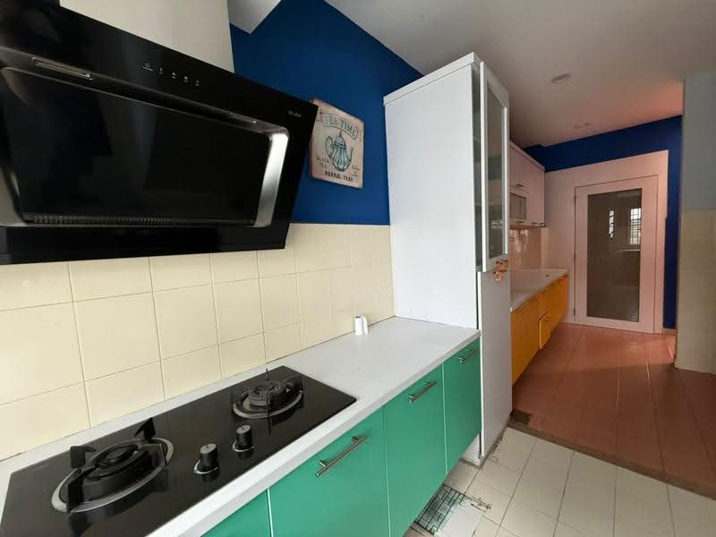 Rumah Teres 2-Tingkat untuk Disewa di Taman Setia Indah (Tebrau) - Ann . - Kitchen - PropertyGuru.com.my