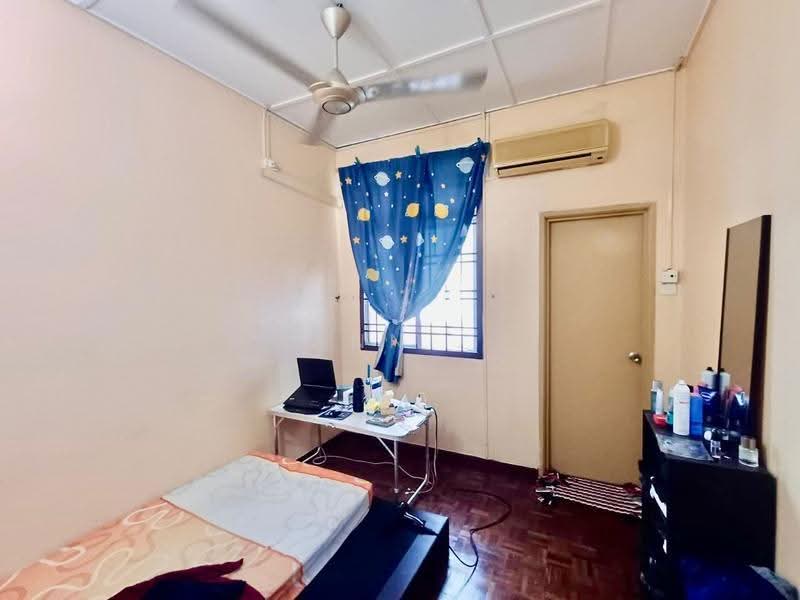 Rumah Teres 2-Tingkat untuk Disewa di Taman Setia Indah (Tebrau) - Ann . - Bedroom - PropertyGuru.com.my