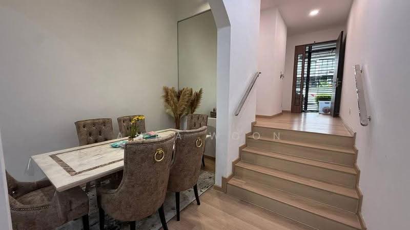 Semi-Detached House for Sale in Taman Impian Emas (Skudai) - Anna Woon - Dining Room - PropertyGuru.com.my