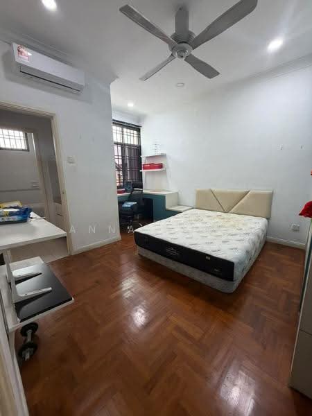 Semi-Detached House for Sale in Taman Impian Emas (Skudai) - Anna Woon - Bedroom - PropertyGuru.com.my