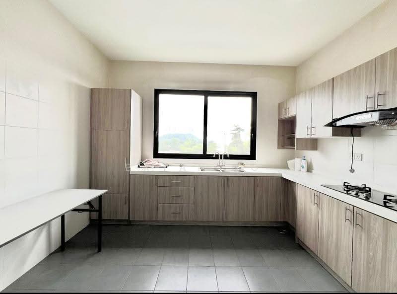 Rumah Berkembar untuk Dijual di Bandar Sungai Long (Selangor) - Bryan Ng - Kitchen - PropertyGuru.com.my