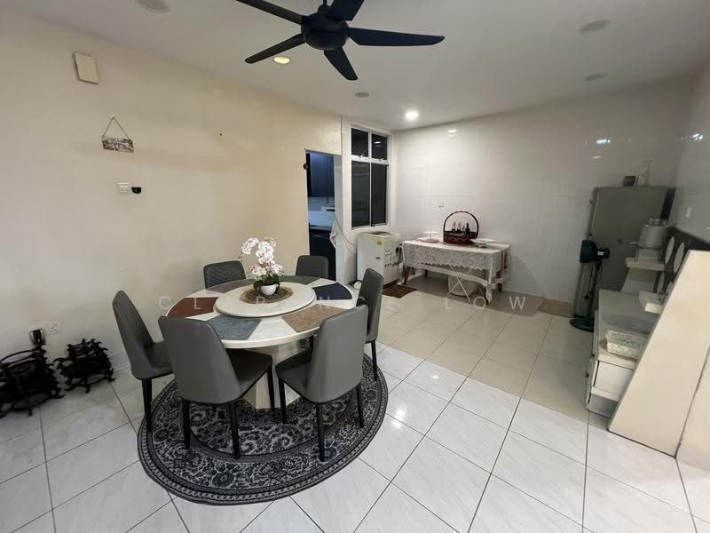 2-storey Terraced House for Sale in Skudai (Johor) - Clarence Low - Dining Room - PropertyGuru.com.my