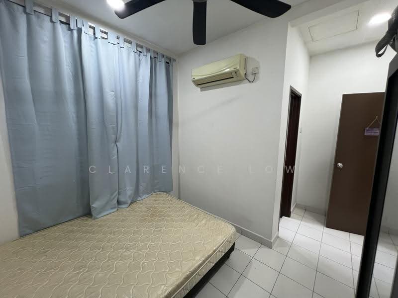 2-storey Terraced House for Sale in Skudai (Johor) - Clarence Low - Bedroom - PropertyGuru.com.my