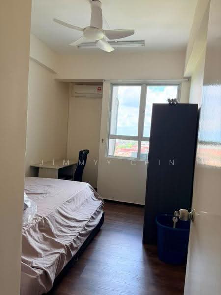 Condominium for Rent at Skyvilla Residences - Jimmyy Chin - Bedroom - PropertyGuru.com.my