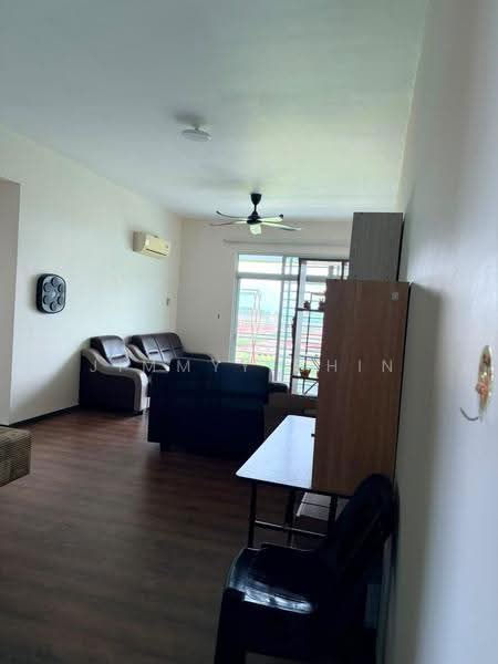 Condominium for Rent at Skyvilla Residences - Jimmyy Chin - Living Room - PropertyGuru.com.my