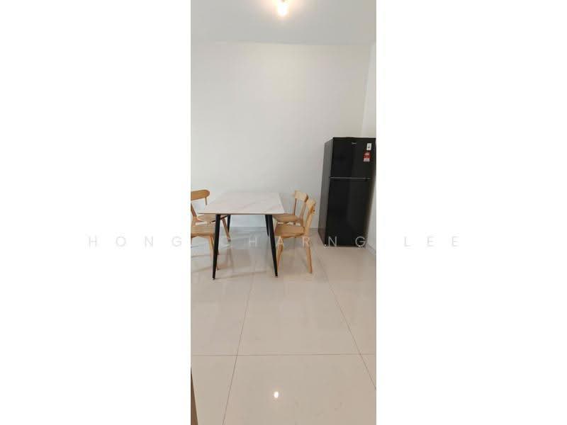 Apartment for Rent at Starview Bay @ Forest City - Hong Charng Lee - Dining Room - PropertyGuru.com.my
