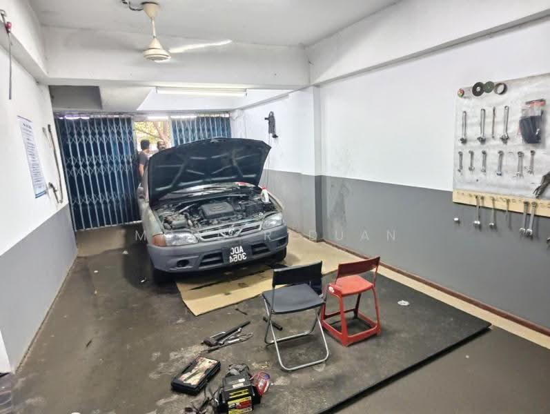 Kedai / Pejabat untuk Dijual di Petaling Jaya (Selangor) - Mohd Riduan - Car Park - PropertyGuru.com.my