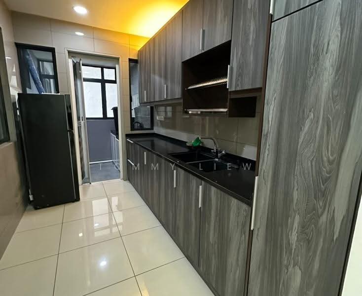 Condominium for Sale at Legend Heights - Tommy Liew - Kitchen - PropertyGuru.com.my