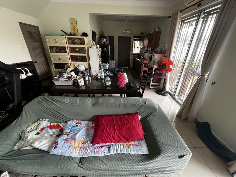 2-storey Terraced House for Sale in Bandar Kinrara Seksyen 1 (Bandar Kinrara) - George Lim - Living Room - PropertyGuru.com.my