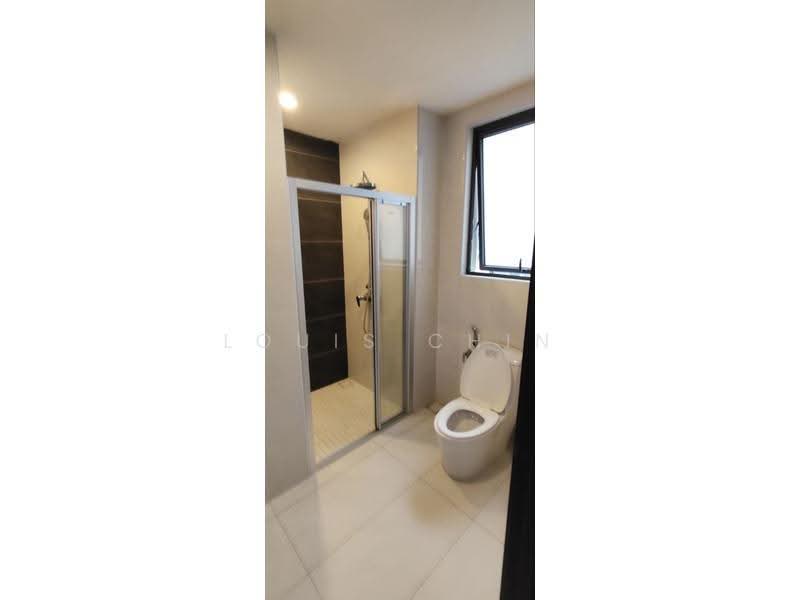 Condominium for Rent at Royal Strand @ Country Garden Danga Bay - Louis Chin - Bathroom - PropertyGuru.com.my