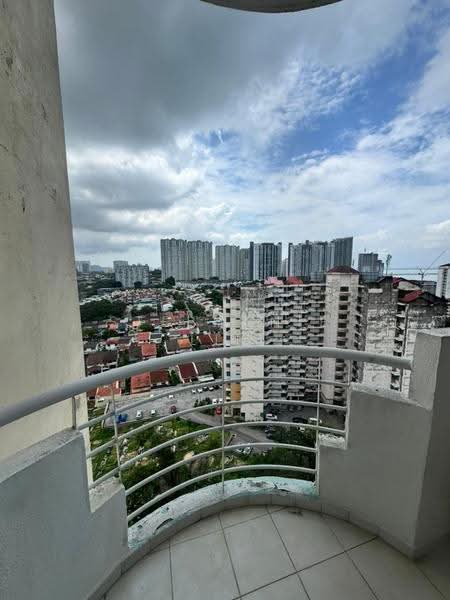 Pangsapuri untuk Dijual di Desa Bistari - Stephanie Lim - Balcony - PropertyGuru.com.my