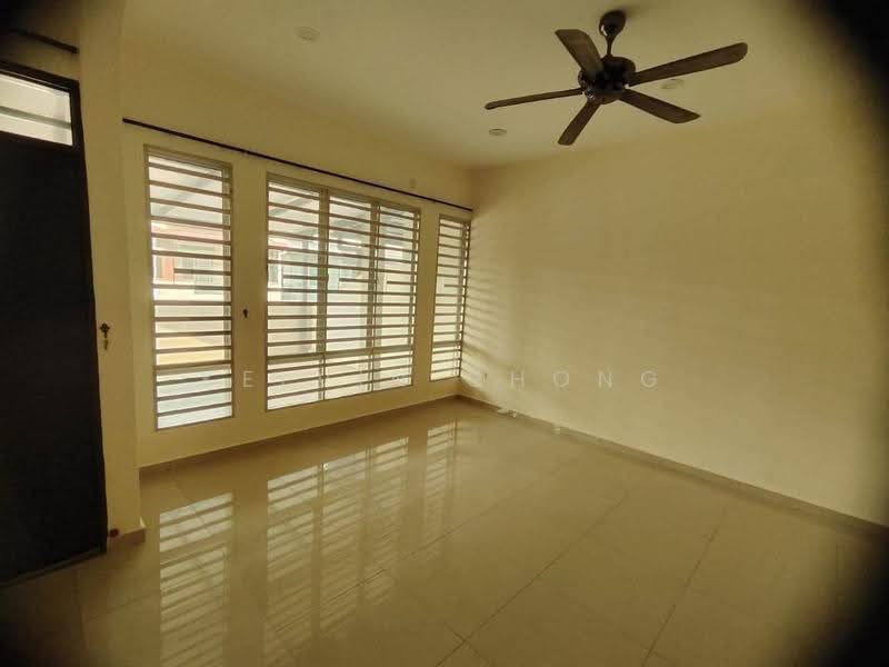 Rumah Teres 2-Tingkat untuk Dijual di Panorama Lapangan Perdana (Ipoh) - Kelvin Chong - Living Room - PropertyGuru.com.my