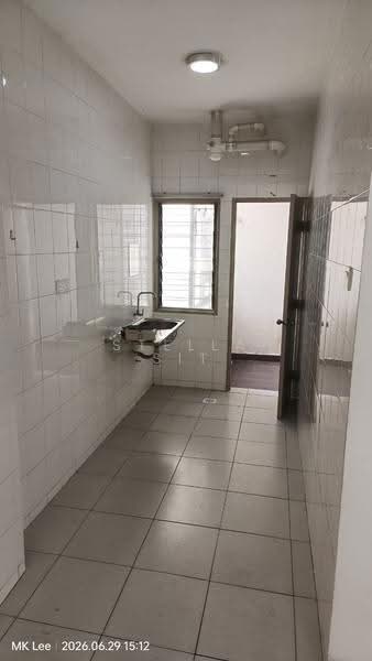 Apartment for Rent at Pangsapuri Akasia (Bandar Botanic) - Stella Sit - Kitchen - PropertyGuru.com.my