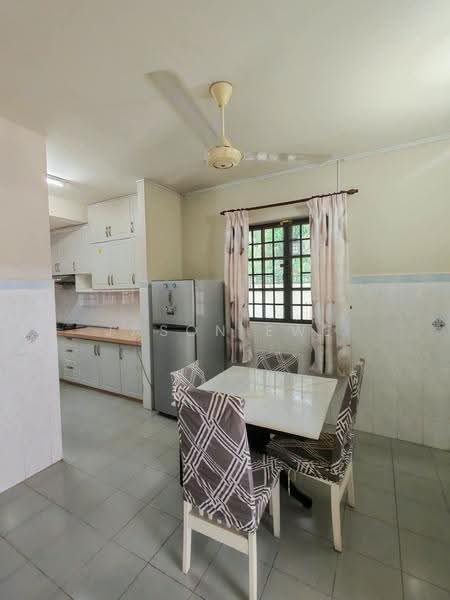 Rumah Teres 2-Tingkat untuk Disewa di Bayan Lepas (Penang) - Jason Ewe - Kitchen - PropertyGuru.com.my