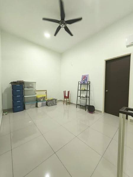 2-storey Terraced House for Sale in Taman Mount Austin (Tebrau) - Vic Lim - Interior - PropertyGuru.com.my