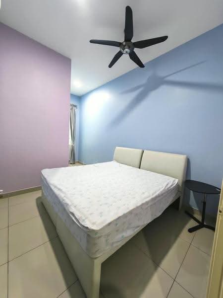 2-storey Terraced House for Sale in Taman Mount Austin (Tebrau) - Vic Lim - Bedroom - PropertyGuru.com.my