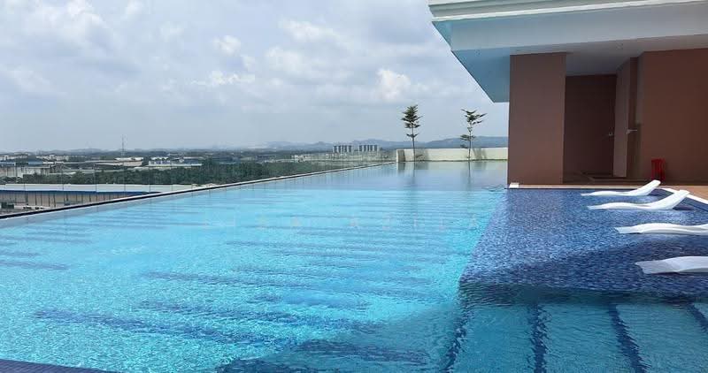 Kediaman Servis untuk Dijual di EDUSENTRAL - Lisa Azila - Pool - PropertyGuru.com.my