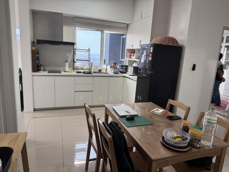 Apartment for Sale at Nadayu 801 - R Azlin - Kitchen - PropertyGuru.com.my
