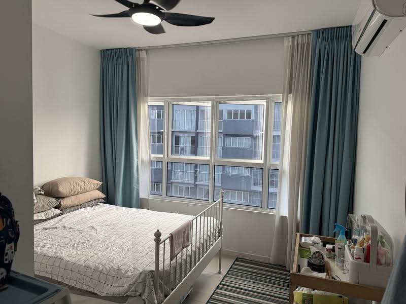 Apartment for Sale at Nadayu 801 - R Azlin - Bedroom - PropertyGuru.com.my