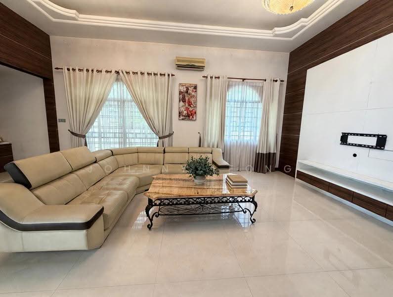 Semi-Detached House for Sale in Bandar Tun Hussein Onn (Cheras) - Johnny Leong - Living Room - PropertyGuru.com.my