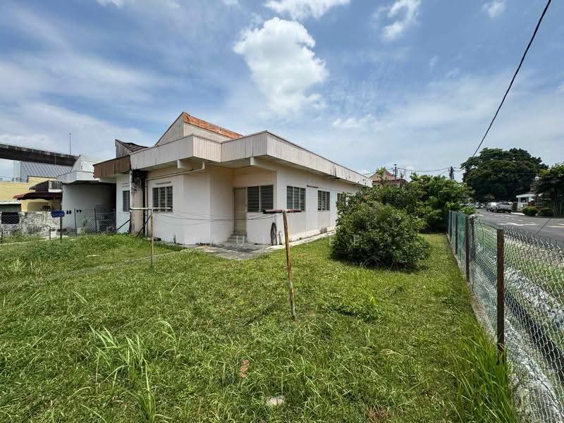 Rumah Teres 1-Tingkat untuk Dijual di SS14 (Subang Jaya) - Paul Lee - Exterior - PropertyGuru.com.my