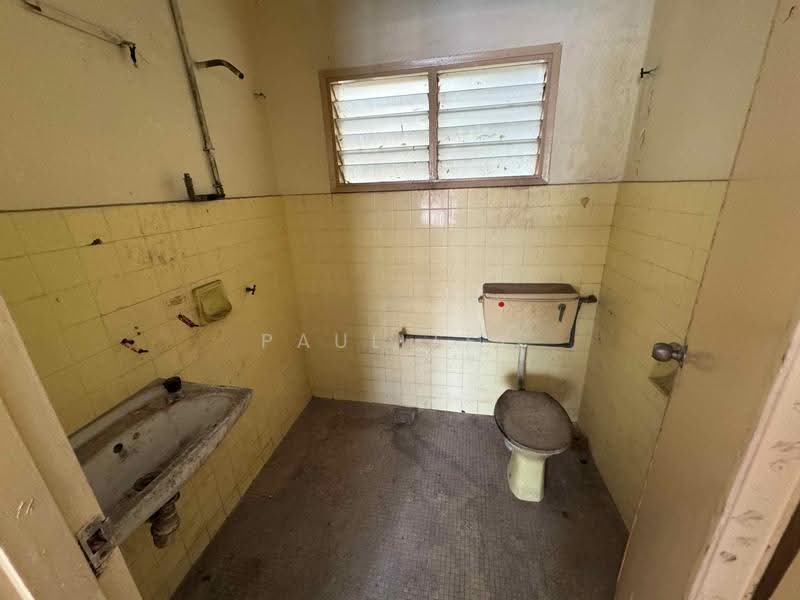 Rumah Teres 1-Tingkat untuk Dijual di SS14 (Subang Jaya) - Paul Lee - Bathroom - PropertyGuru.com.my