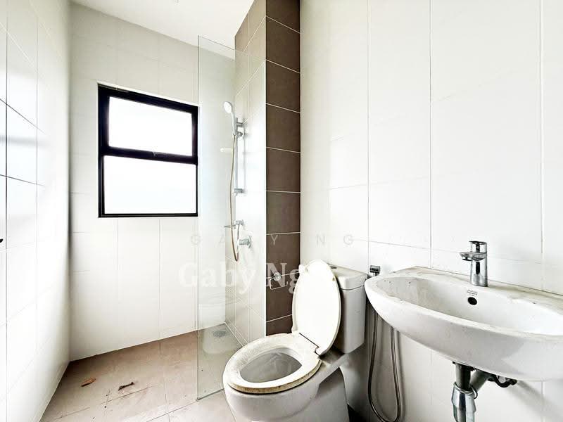 Semi-Detached House for Sale in Jade Hills (Kajang) - Gaby Ng - Bathroom - PropertyGuru.com.my