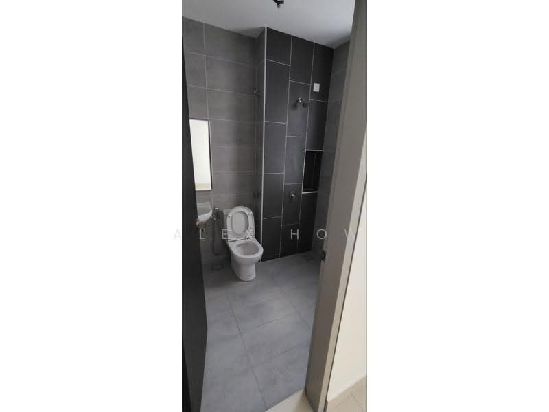 Cluster House for Rent in Taman Mount Austin (Tebrau) - Alex How - Bathroom - PropertyGuru.com.my
