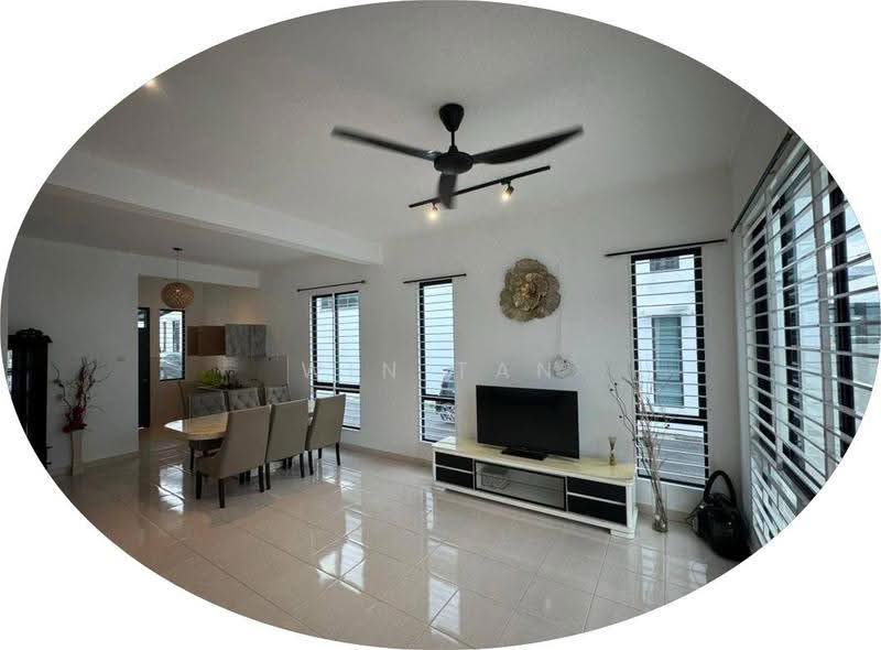2-storey Terraced House for Sale in Johor Bahru (Johor) - Win Tan - Living Room - PropertyGuru.com.my