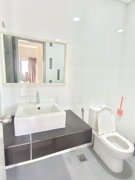 Service Residence for Rent at The Wharf Residence - YEN KEE LIONG - Bathroom - PropertyGuru.com.my