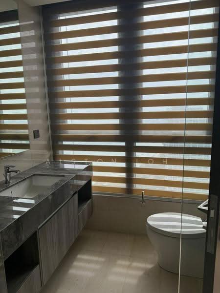 Service Residence for Sale at Marriott Residence @ Gurney - Alston Loh - Bathroom - PropertyGuru.com.my