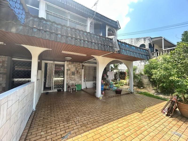 Rumah Teres 2-Tingkat untuk Dijual di Taman Pengkalan Barat (Ipoh) - Kelvin Chong - Exterior - PropertyGuru.com.my